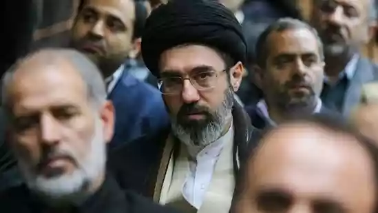 Iran's Mojtaba Khamenei says Hormuz Strait should stay closed