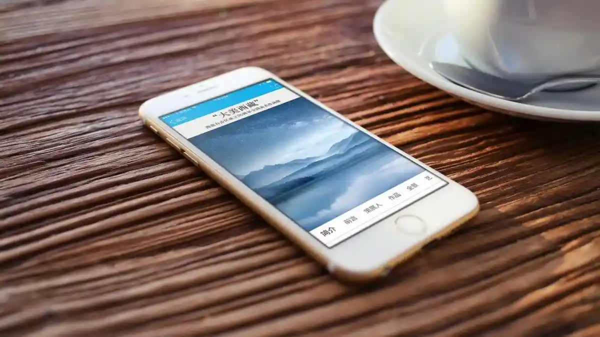 Is Being Offline The New Luxury