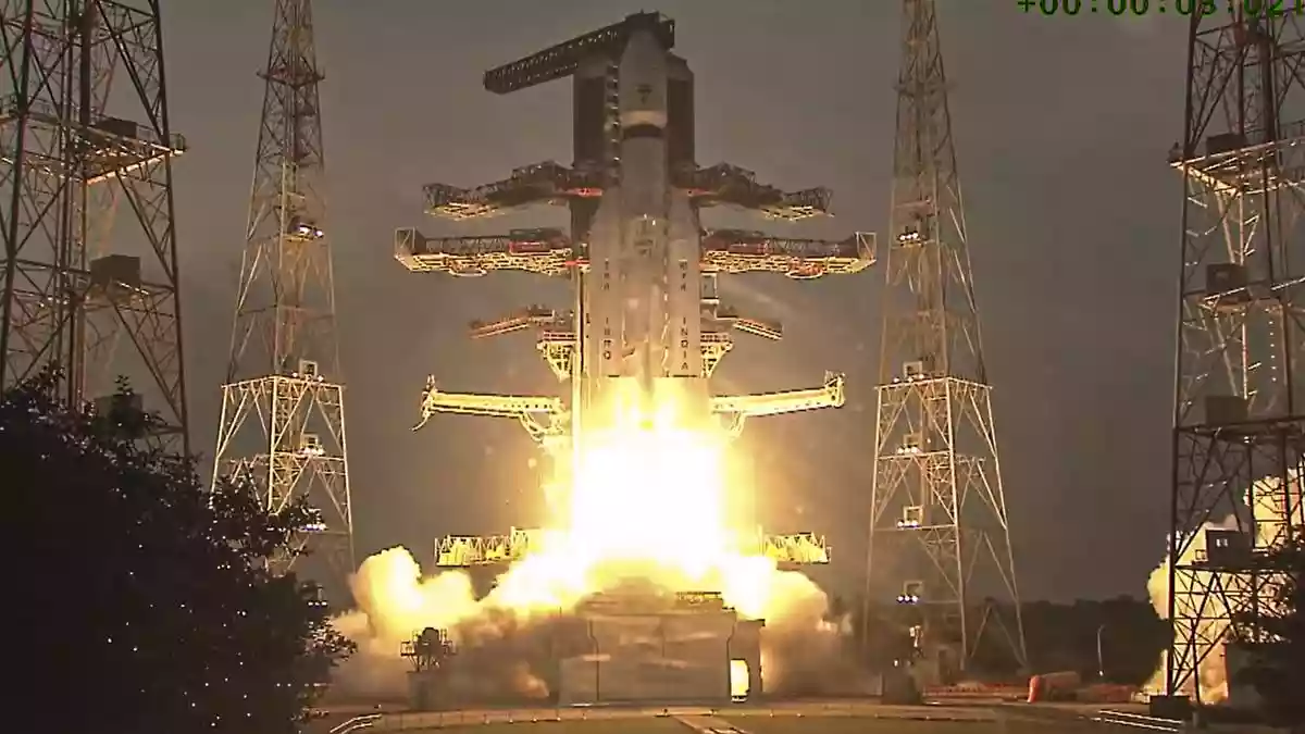 ISRO scripts history as ‘Bahubali’ rocket injects heaviest satellite in orbit