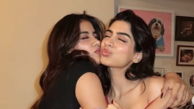 Janhvi Kapoor recently pranked her sister, Khushi Kapoor, and it left the younger actress in shock. Janhvi pretended to be sad and called Khushi, asking her what she would change about her. Janhvi went on to fake cry and ask Khushi to come home early. Khushi Kapoor, who was genuinely worried for her older sister, tried to reassure Janhvi.