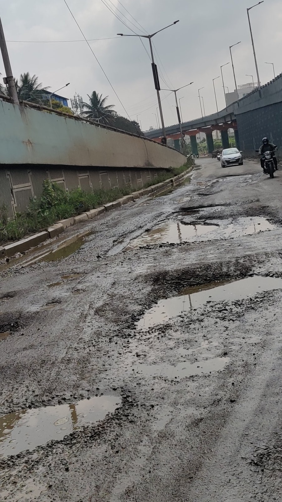 Karnataka Deputy Chief Minister DK Shivakumar on Wednesday announced that contractors have been given a final deadline to fill Bengaluru's potholes by November, promising smoother and safer travel for commuters. Shivakumar, who also holds the Bengaluru Development portfolio, assured that the Greater Bengaluru Authority (GBA) is prioritising road repairs.