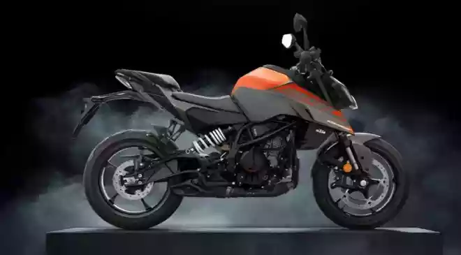 KTM 350 Duke, 350 Adventure launched – cheaper 390 twins with GST benefits