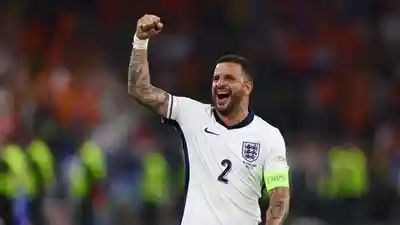 Kyle Walker retires from international football