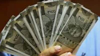 Ladli Behna Yojana 27th Installment: Ahead of the festive season, Madhya Pradesh Chief Minister Mohan Yadav announced that the monthly assistance under the Ladli Behna Yojana will be increased to Rs 1,500 starting from Bhai Dooj. He assured that this higher payout will be continued consistently in the future.