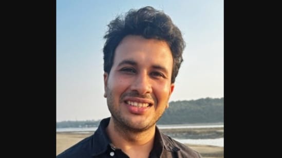 LinkedIn users were in awe of the Bengaluru fintech co-founder's honesty about his motivation for launching his startup. A post shared by Okcredit co-founder and CEO Harsh Pokharna has touched people’s hearts. In the post, he opened up about his insecurities and the raw truth behind launching the startup.