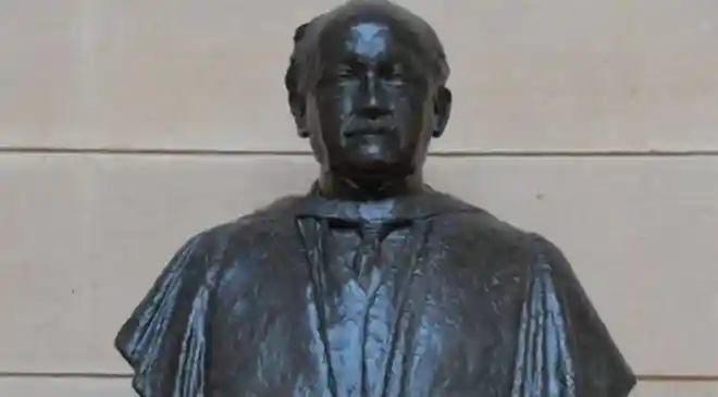 Lutyens Statue at Rashtrapati Bhavan to Be Replaced by C Rajagopalachari’s