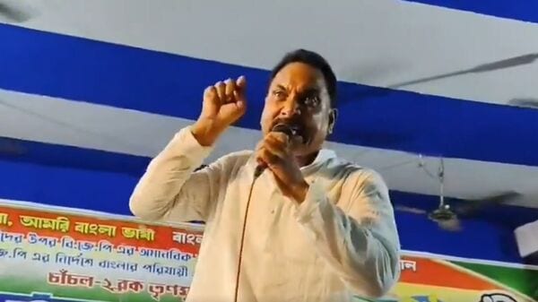 Malda district Trinamool Congress (TMC) President Abdur Rahim Bakshi recently launched a veiled attack at BJP legislator Shankar Ghosh. His threatening statement on Saturday, September 6, evening stirred controversy. “My BJP friends, if we listen that we one more time that we Bengalis are Bangladeshis or Rohingyas, then we will pour acid in your mouth and burn it to ashes,