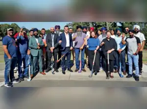 Melbourne is a highly saturated market for sports franchises. “In a city of just 4.5 million people, there are 56 franchise teams,” Hockey Victoria CEO Andrew Skillern said in an interaction with ET Sport. To stand out, Hockey Victoria decided to tap into the Indian diaspora, an audience yet to be targeted by professional sports leagues.