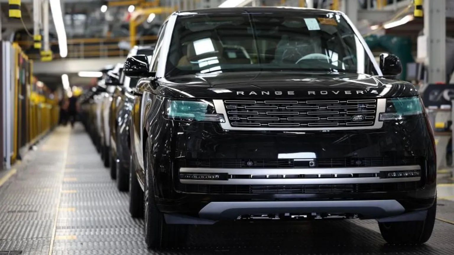 Ministers are considering stepping in to support Jaguar Land Rover's suppliers after the carmaker was forced to suspend production after a cyber-attack. The attack at the end of August meant JLR was forced to shut down its IT networks. Its factories remain suspended until next month at the earliest.