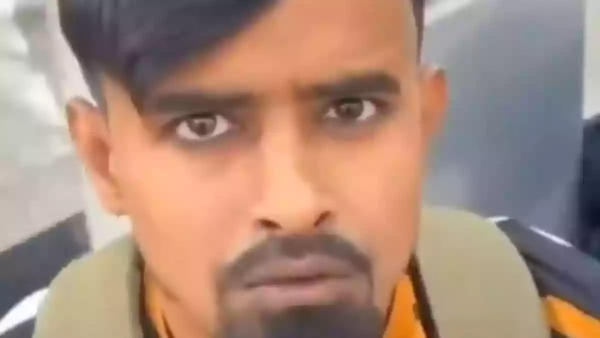 Mumbai Woman Films Man Making Obscene Gestures At Railway Station