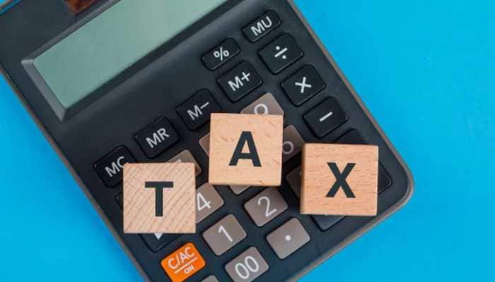New Delhi: Missed filing your tax return or made an error in the past few years? Don't worry there's good news. The Income Tax Department is now giving taxpayers a chance to fix mistakes or file missed returns for previous years. As announced on July 30, 2025, you can now file Updated Returns for Assessment Years 2021-22 and 2022-23 under ITR-1 and ITR-2.