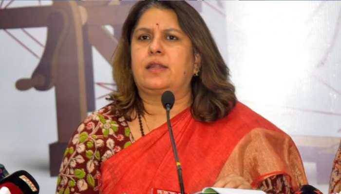 New Delhi: The Congress party has blamed the Securities and Exchange Board of India( SEBI) for not acting promptly enough to stop the US trading company Jane Street from allegedly manipulating Indian stock request indicators. “ By operating at the same time in the share request and the derivations request, the American algorithm- grounded trading establishment Jane Street earned lakhs of crores in gains, while ordinary people lost their plutocrat. SEBI has verified that the way they outfitted the requests was fully illegal, ” said Congress spokesperson Supriya Shrinate.