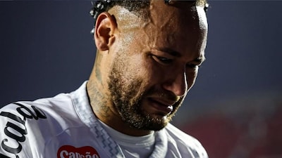 Neymar Jr's son Davi Lucca has sent a heartwarming message as his chat with the Brazilian superstar has been revealed, after the Brazilian footballer left the field in tears with his boyhood club and current team Santos losing 0-6 to Vasco da Gama, in one of the worst defeats in the team's history.