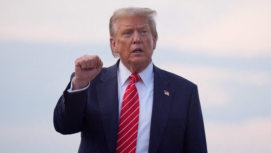 Nicola Hickling, a professional lip reader, claimed that Donald Trump was mocked during the recent NATO summit in the Netherlands. At a NATO summit that recently took place in the Netherlands, it was difficult to miss the low murmurs and shared glances among several world leaders. Most of them were talking about President Donald Trump as he faces more challenges both in US and abroad, a lip reader said.