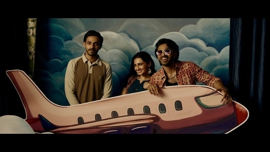 Nishaanchi, directed by Anurag Kashyap and starring Aaishvary Thackeray and Vedika Pinto in lead roles, was released in theatres on 19 September. The film marked the debut of Aaishvary, the grandson of Shiv Sena founder Balasaheb Thackeray. In an interview with News18, Anurag revealed if he followed the ‘Saiyaara playbook' while promoting his film.