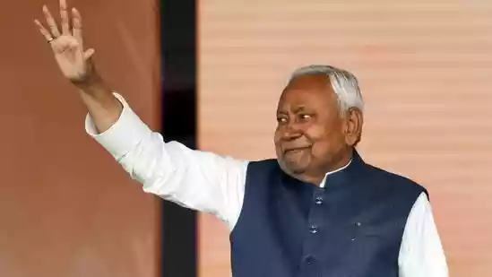 Nitish Kumar becomes Bihar chief minister