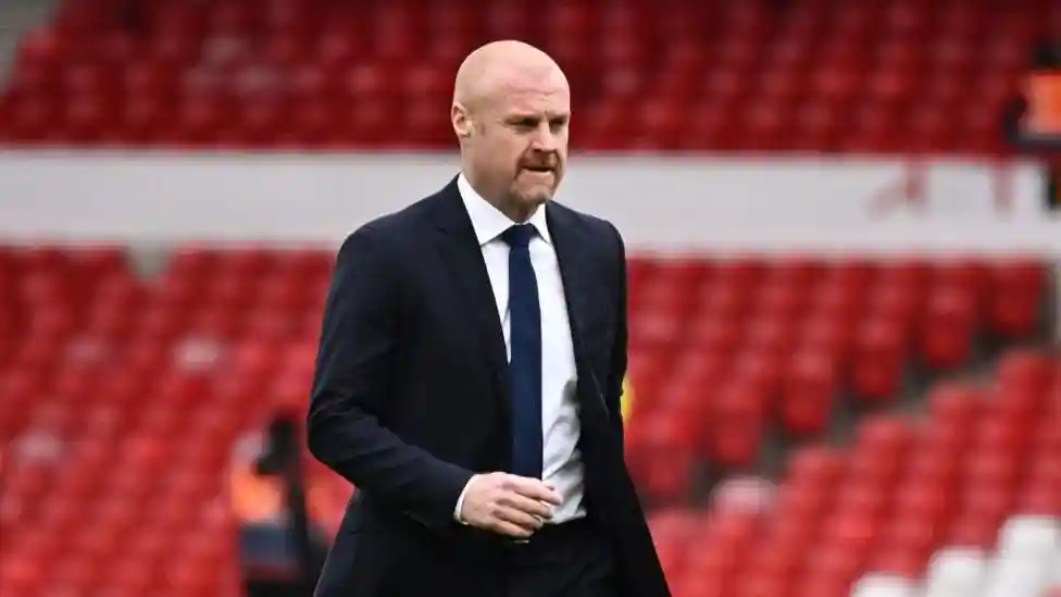 Nottingham Forest will consider Sean Dyche as a replacement for Ange Postecoglou should they decide to part with their under-pressure head coach.</b> BBC Sport reported last week that Postecoglou's future at the City Ground was the subject of increasing uncertainty following a seven-match winless start to the Australian's reign.Nottingham Forest will consider Sean Dyche as a replacement for Ange Postecoglou should they decide to part with their under-pressure head coach.</b>BBC Sport reported last week that Postecoglou's future at the City Ground was the subject of increasing uncertainty following a seven-match winless start to the Australian's reign.The 60-year-old remains in charge of Forest, but last Sunday's 2-0 Premier League loss at Newcastle - which was viewed internally as a pivotal game in determining his future - has placed the former Tottenham boss' position in further doubt.Well-placed sources have indicated Dyche is a candidate to replace Postecoglou, who took over from Nuno Espirito Santo in September.