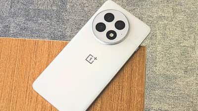 OnePlus 15 (yes, no 14) launch is expected later this year and early signs about the device suggest the company could make some major changes with its next flagship. OnePlus works with Oppo which means its access to technology has enhanced in recent years. But the brand is now looking to go beyond its close approach and build a different path for its future products.