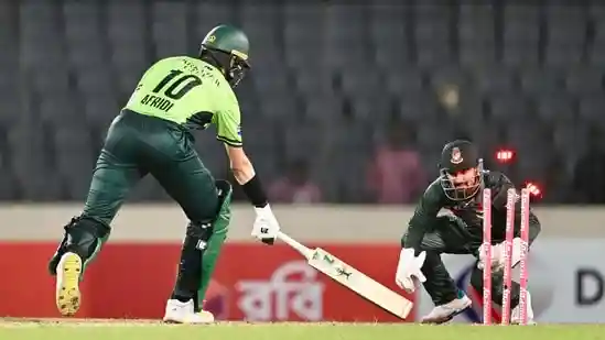 PAK lodge official complaint with referee after losing series to BAN