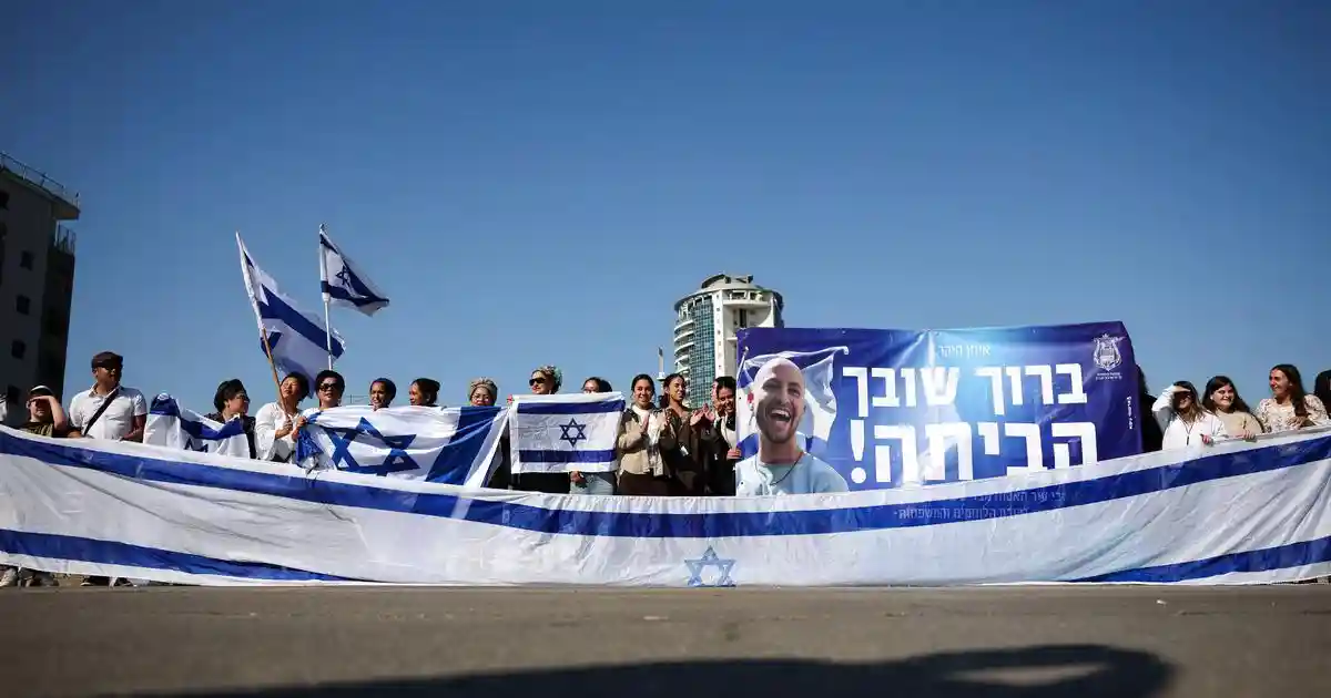 Palestinian militant group Hamas on Monday released seven Israeli hostages as part of the ceasefire agreement in the Gaza Strip proposed by United States President Donald Trump. In a statement on social media, the Israel Defense Forces said that the hostages – Eitan Mor, Alon Ohel, Ziv Berman, Gali Berman, Guy Gilboa-Dalal, Omri Miran and Matan Angrest – “crossed the border into the State of Israel a short while ago”.Palestinian militant group Hamas on Monday released seven Israeli hostages as part of the ceasefire agreement in the Gaza Strip proposed by United States President Donald Trump.In a statement on social media, the Israel Defense Forces said that the hostages – Eitan Mor, Alon Ohel, Ziv Berman, Gali Berman, Guy Gilboa-Dalal, Omri Miran and Matan Angrest – “crossed the border into the State of Israel a short while ago”.“They are currently on their way to the initial reception point in southern Israel, where they will reunite with their families,” the Israeli military added. “The IDF is prepared to receive additional hostages who are expected to be transferred to the Red Cross later on.”