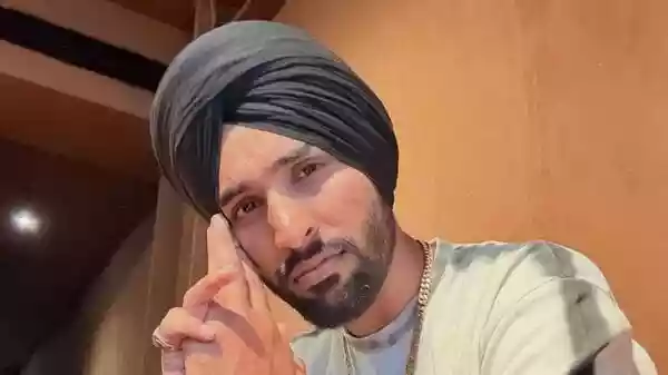 PBKS bowler Harpreet Brar's savage response to ‘fake fan's’ selfie request goes