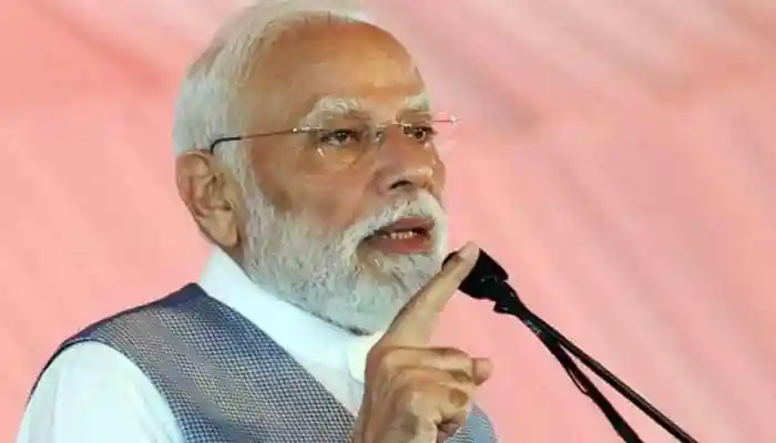 PM Modi Extends Heartfelt Diwali Greetings