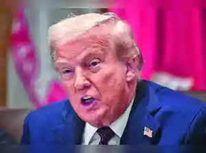 President Donald Trump has ordered the Pentagon to ensure military personnel receive their pay next week. This comes amid the ongoing government shutdown. Trump stated he will not permit Democrats to hold the military and national security hostage. The funding deadlock has now entered its second week.President Donald Trump has ordered the Pentagon to ensure military personnel receive their pay next week. This comes amid the ongoing government shutdown. Trump stated he will not permit Democrats to hold the military and national security hostage. The funding deadlock has now entered its second week.President Donald Trump said Saturday he has issued an order to ensure the military is paid next week, despite the government shutdown that has left many civil servants without salaries. <br><br>Trump directed Pentagon chief Pete Hegseth