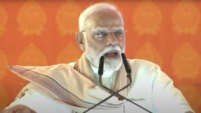 Prime Minister Narendra Modi on Monday hit out at the Congress and the RJD over the issue of infiltration in the state, saying that the opposition has not only threatened the honour of Bihar but also the identity of Bihar. While addressing a public rally in Purnea, PM Modi warned that every infiltrator will have to leave the country.