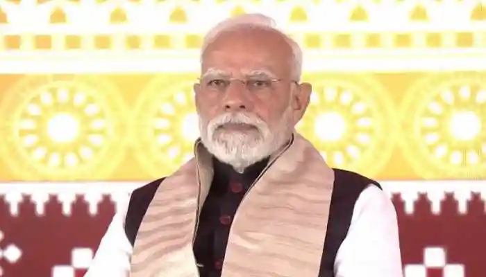 Prime Minister Narendra Modi on Saturday launched BSNL's indigenous 4G network, giving India a spot among the top five nations capable of developing and deploying homegrown telecom technology. Prime Minister Narendra Modi on Saturday launched BSNL's fully indigenous 4G network, marking a historic milestone that places India among the world's top five nations with the capability to develop and deploy homegrown telecom technology. The announcement coincides with the 25th anniversary of BSNL and represents a significant boost to the country's communication infrastructure.