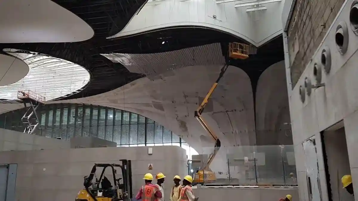 Prime Minister Narendra Modi will inaugurate the Navi Mumbai International Airport (NMIA) on October 8. Once the airport is ready with two runways, it will have the capacity to handle nine crore passengers (annually). The NMIA will be many times bigger than the Chhatrapati Shivaji Maharaj International Airport (CSMIA) in Mumbai.Prime Minister Narendra Modi will inaugurate the Navi Mumbai International Airport (NMIA) on October 8. Once the airport is ready with two runways, it will have the capacity to handle nine crore passengers (annually).The NMIA will be many times bigger than the Chhatrapati Shivaji Maharaj International Airport (CSMIA) in Mumbai.By 2032, the airport will be able to accommodate 2.5 million tonnes of cargo. The domestic cargo terminal will be spread over 3,60,000 sq ft and the international cargo terminal will be spread over 2,55,000 sq ft.Two runways will be constructed at this airport and it will be possible to park 350 planes at the same time at 4 terminals. Even though the airport has four terminal buildings, passengers can reach their flight no matter which terminal they go to. The airport is located in Ulwe in the Mumbai Metropolitan Region (MMR).