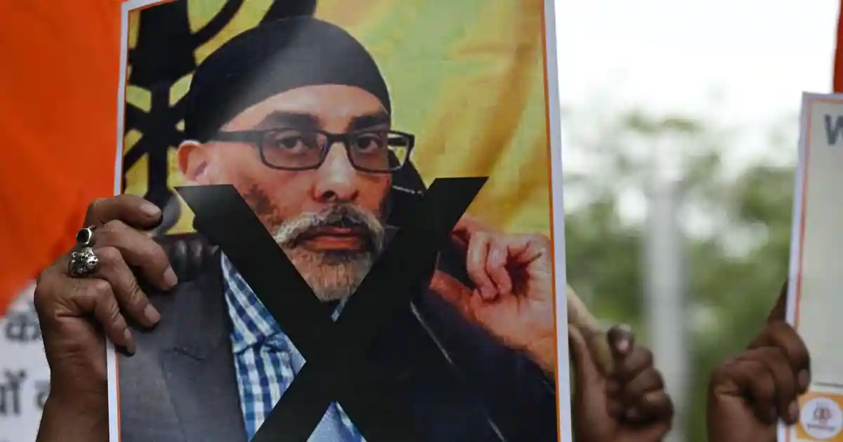 Probe links of Indian officials