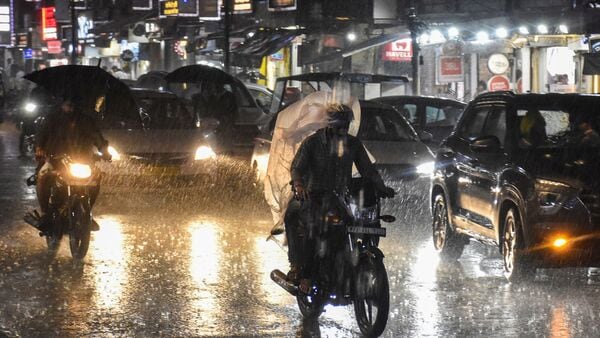 Rain and thundershowers are likely in parts of Delhi on Tuesday, the India Meteorological Department (IMD) said, adding that no warning has been issued. The maximum temperature in the national capital is expected to be around 35°C, while the minimum may settle near 26°C.