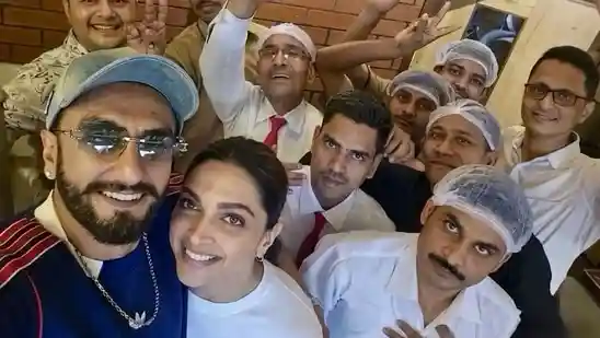 Ranveer Singh and Deepika Padukone pose for selfies after lunch date in Mumbai
