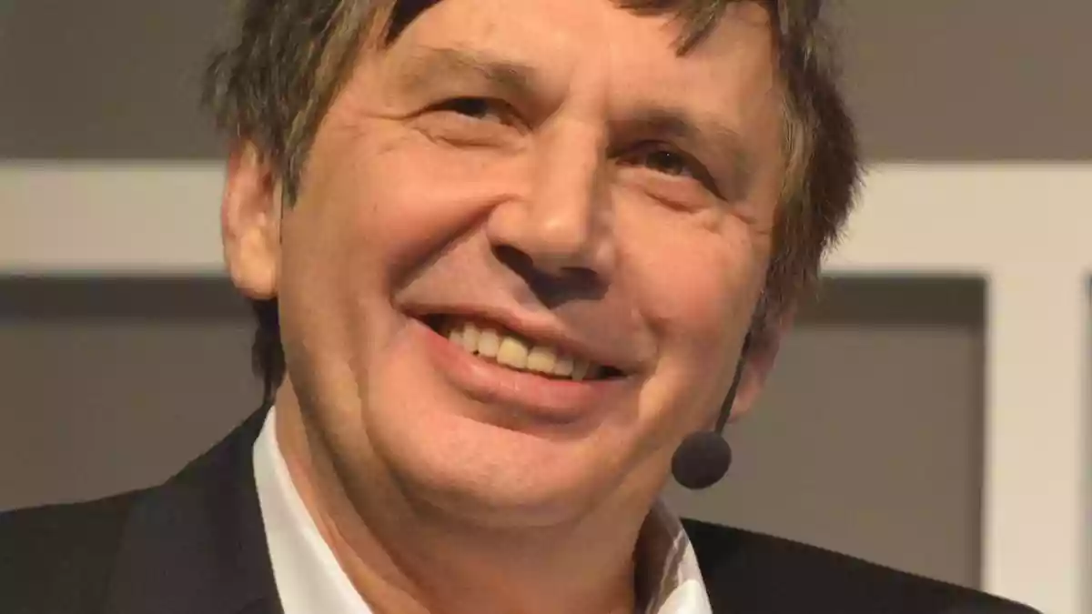 Recent reports stated that two Indian scientists had received Ig Nobel prize in the Engineering Design category in 2025. We know of the Nobel Prizes but the Ig Nobels? As one report in Science pointed out, the Ig Nobel prizes are light-hearted events that offer a humorous satire about the prize. The ‘Ig' prefix stands for a non-honourable or lower status and the prizes' name is a pun on the word ‘ignoble', striking a humorous contrast with the real Nobel Prizes, which advance our knowledge in science, technology, literature, peace, and economics.Recent reports stated that two Indian scientists had received Ig Nobel prize in the Engineering Design category in 2025. We know of the Nobel Prizes but the Ig Nobels? As one report in Science pointed out, the Ig Nobel prizes are light-hearted events that offer a humorous satire about the prize. The ‘Ig' prefix stands for a non-honourable or lower status and the prizes' name is a pun on the word ‘ignoble', striking a humorous contrast with the real Nobel Prizes, which advance our knowledge in science, technology, literature, peace, and economics.