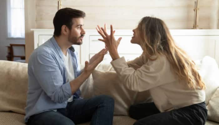 Recognising red flags early in a relationship can save you from emotional harm. Psychological traits like manipulation, control, and lack of empathy are warning signs. Toxic behaviours often hide behind charm, making awareness even more important. Here are 7 psychological traits that reveal if you're dating a red flag.