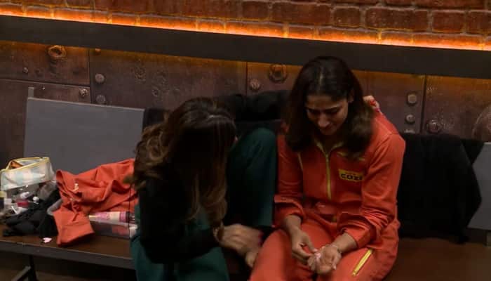 Sangeeta Phogat breaks down emotionally in the latest Rise and Fall episode, sparking speculation about her possible exit from the show. New Delhi: In a shocking moment on the reality show Rise and Fall, celebrated wrestler Sangeeta Phogat was seen breaking down emotionally, leaving fans and contestants stunned. Known for her unmatched strength and determination on and off the wrestling mat, Sangeeta's emotional vulnerability came as a surprise to many.