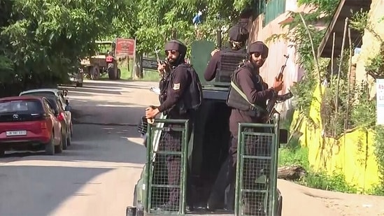 Security forces are continuing their operation in the Akhal Devsar area of South Kashmir's Kulgam district for the fourth day. So far, one terrorist has been neutralised in the operation. On Saturday, security forces neutralised one terrorist during a gunfight that continued overnight in the Akhal area of south Kashmir's Kulgam district, Chinar Corps said. The joint operation was carried out by the Indian Army, Jammu and Kashmir police, CRPF, and the Special Operations Group (SOG).