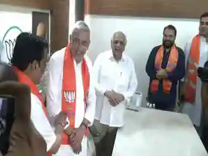 Senior BJP leader Jagdish Panchal took charge as the Gujarat BJP state president in the presence of Chief Minister Bhupendra Patel and Union Ministers. Simultaneously, Surat is set to host a state-of-the-art PM Ekta Mall with a Rs 202 crore investment, promoting 'Vocal for Local' and indigenous products under the Aatmanirbhar Bharat mission.