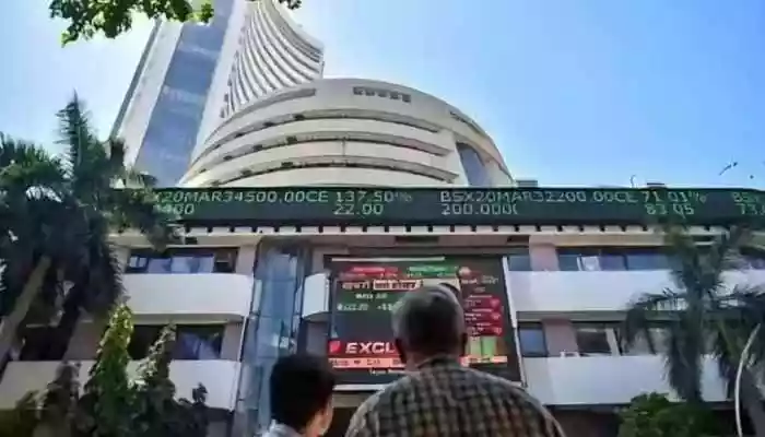 Sensex, Nifty End Higher After Hitting Record Levels