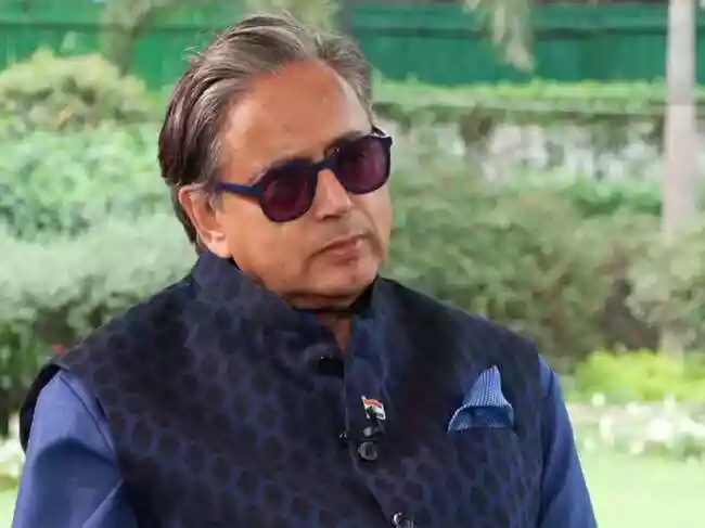 Shashi Tharoor hails Sanju Samson as