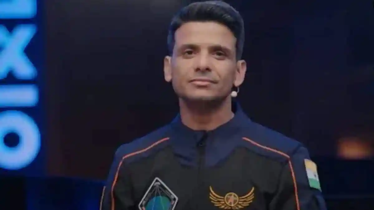Shubhanshu Shukla, the first Indian to reach the International Space Station (ISS), is the brand ambassador of Viksit Bharat Buildathon 2025. He has urged school students to join the nationwide innovation movement, which aims to engage students from classes 6-12 in ideating, designing, and developing prototypes under four themes.Shubhanshu Shukla, the first Indian to reach the International Space Station (ISS), is the brand ambassador of Viksit Bharat Buildathon 2025. He has urged school students to join the nationwide innovation movement, which aims to engage students from classes 6-12 in ideating, designing, and developing prototypes under four themes.The Ministry of Education is organising Viksit Bharat Buildathon 2025 in collaboration with the Atal Innovation Mission, NITI Aayog. The Buildathon will involve over one crore students from 1.5 lakh schools across the country to ideate, design, and develop prototypes under four themes.Group Captain Shukla, a 39-year-old Indian Air Force officer and test pilot, completed his maiden space voyage as part of the Axiom-4 mission—a commercial spaceflight supported by ISRO and NASA, and operated by Axiom Space. He encourages students to participate and showcase their innovative ideas.