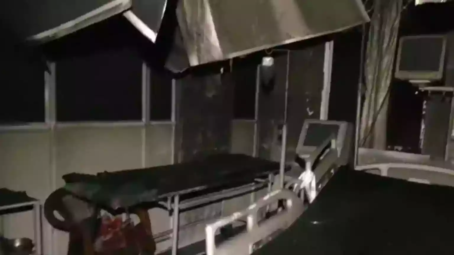 Six critically ill patients have been killed in a fire that broke out at an intensive care unit (ICU) of a hospital in the western Indian city of Jaipur. The fire, suspected to be caused by a short circuit, started late on Sunday night in the storage area of the ICU of the Sawai Man Singh Hospital. Eleven patients were in the ICU at the time.Six critically ill patients have been killed in a fire that broke out at an intensive care unit (ICU) of a hospital in the western Indian city of Jaipur.The fire, suspected to be caused by a short circuit, started late on Sunday night in the storage area of the ICU of the Sawai Man Singh Hospital. Eleven patients were in the ICU at the time.The victims include two women and four men. Relatives of the victims have accused staff of negligence, which hospital authorities have denied.The government of Rajasthan state, of which Jaipur is the capital, has announced an investigation into the incident.