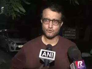 Sourav Ganguly will be the head coach of Pretoria Capitals. He will take over from Jonathan Trott. Trott stepped down after the team failed to reach the knock-outs. The team only managed two wins. Ganguly's appointment is for the 2026 season. This is Ganguly's first head coach role. He was previously a team director for Delhi Capitals.