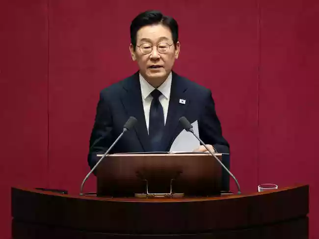 South Korean leader calls for penalties over ecommerce data leak