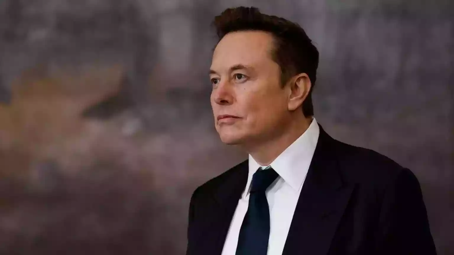 SpaceX files for stock market debut that could make Elon Musk a trillionaire