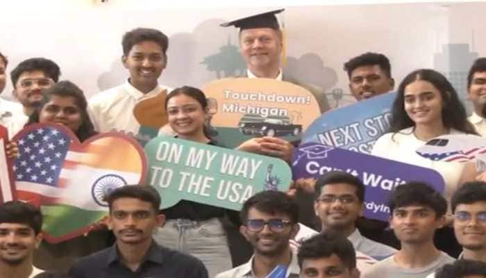 Steve Bannon calls for an exit visa policy for foreign graduates; sparks debate over student and skilled worker immigration pathways. New Delhi: Steve Bannon, former White House strategist and close ally of President Donald Trump, has called for the immediate removal of foreign students from the United States. Speaking on a podcast, he said international students should not be in the country at this time and suggested they be required to leave after graduation.