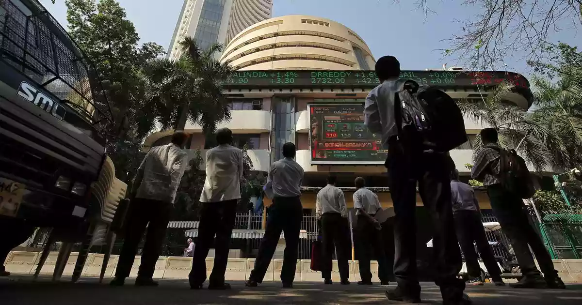 Stock market continues downward slide