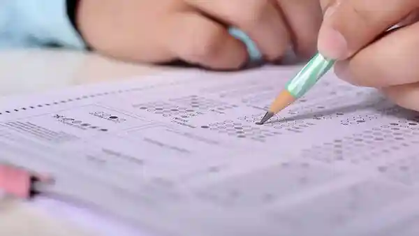 <strong>IB Security Assistant answer key 2025:</strong> The Intelligence Bureau (IB) is expected to release the provisional answer key for the Security Assistant exam, along with the cut-off marks. Once published, candidates can download the answer key from the official website.