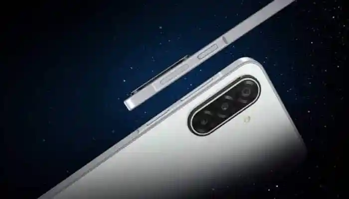 <strong>Samsung Galaxy M17 5G India Launch:</strong> The Galaxy M17 5G also brings a range of AI-powered tools such as Circle to Search with Google and Gemini Live for enhanced user experience. <strong>Samsung Galaxy M17 5G India Launch: </strong>South Korean giant Samsung has expanded its M-series of smartphones with the new Galaxy M17 5G in the Indian market. The device runs on the Exynos 1330 processor and includes a triple-camera system featuring a 50MP main sensor with OIS.<strong>Samsung Galaxy M17 5G India Launch:</strong> The Galaxy M17 5G also brings a range of AI-powered tools such as Circle to Search with Google and Gemini Live for enhanced user experience. <strong>Samsung Galaxy M17 5G India Launch: </strong>South Korean giant Samsung has expanded its M-series of smartphones with the new Galaxy M17 5G in the Indian market. The device runs on the Exynos 1330 processor and includes a triple-camera system featuring a 50MP main sensor with OIS.The Samsung Galaxy M17 5G runs on Android 15 with OneUO 7.0 out of the box. It is offered in two distinct colour options Moonlight Silver and Sapphire Black. Adding further, the company promises six OS upgrades, along with six years of security updates for the Galaxy M17 5G smartphone.