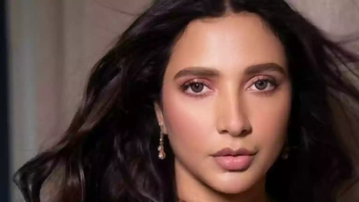 Subhashree Ganguly Calls Dubai Situation ‘Very Frightening’ As She Returns To India Safely